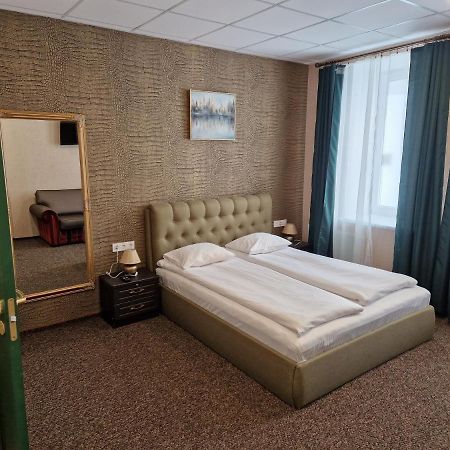 Central Hotel With Free Parking Riga Luaran gambar