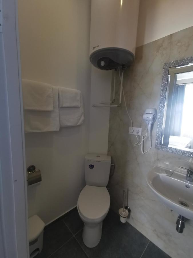 Central Hotel With Free Parking Riga Luaran gambar
